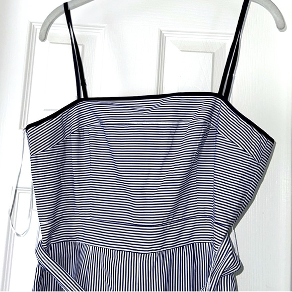 🆕 J. Crew Seersucker Jumpsuit Blue & White. Hand Pockets. Waist Tie. Size 6 - Picture 4 of 13